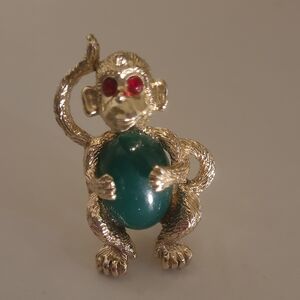 Vintage JELLY BELLY Monkey Brooch With Red Rhinestone Eyes